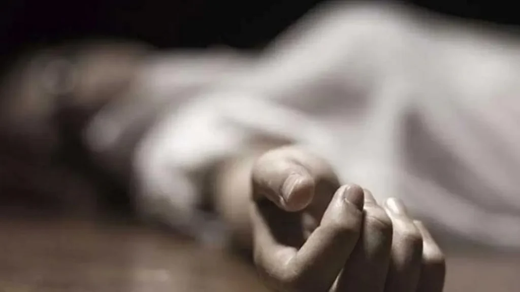 পূর্বধলায় বিষপানের কিশোরের মৃত্যু