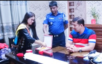 নেত্রকোনায় মডেল থানায় জিডি করার ৫ ঘন্টার মধ্যে ১২ লক্ষ টাকার স্বর্ণালংকার উদ্ধার 