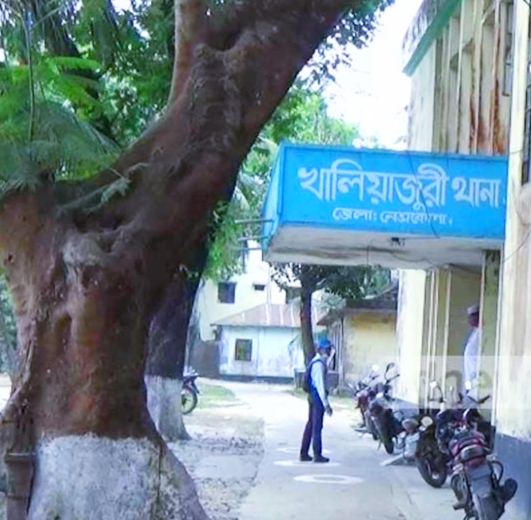 খালিয়াজুড়ির হাওরে ট্রলারে ডাকাতিঃ ৫ ভরি স্বর্ণ ও ১৭০ ভরি রুপা লুট