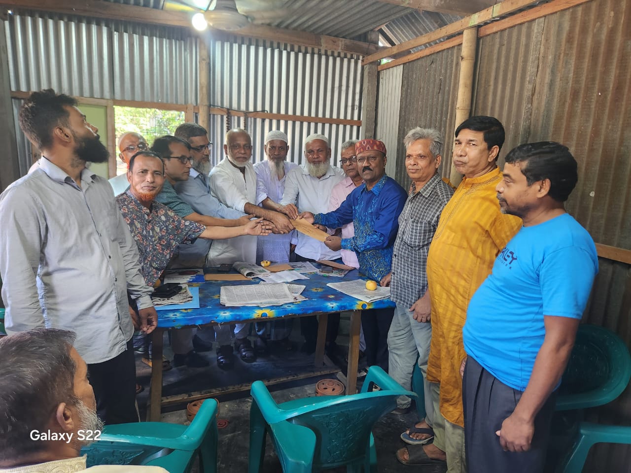 মুন্সীগঞ্জে ২০টি পূজা মন্ডপে আর্থিক সহায়তা