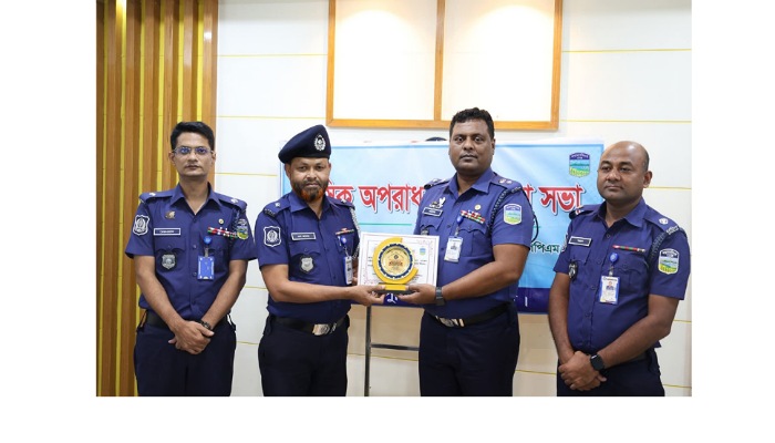 আবারো নেত্রকোনা জেলার শ্রেষ্ঠ ওসি নির্বাচিত হলেন পূর্বধলার নূরুল আলম