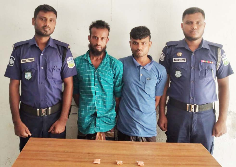 দুর্গাপুরে ইয়াবাসহ ২ মাদক ব্যাবসাহী আটক