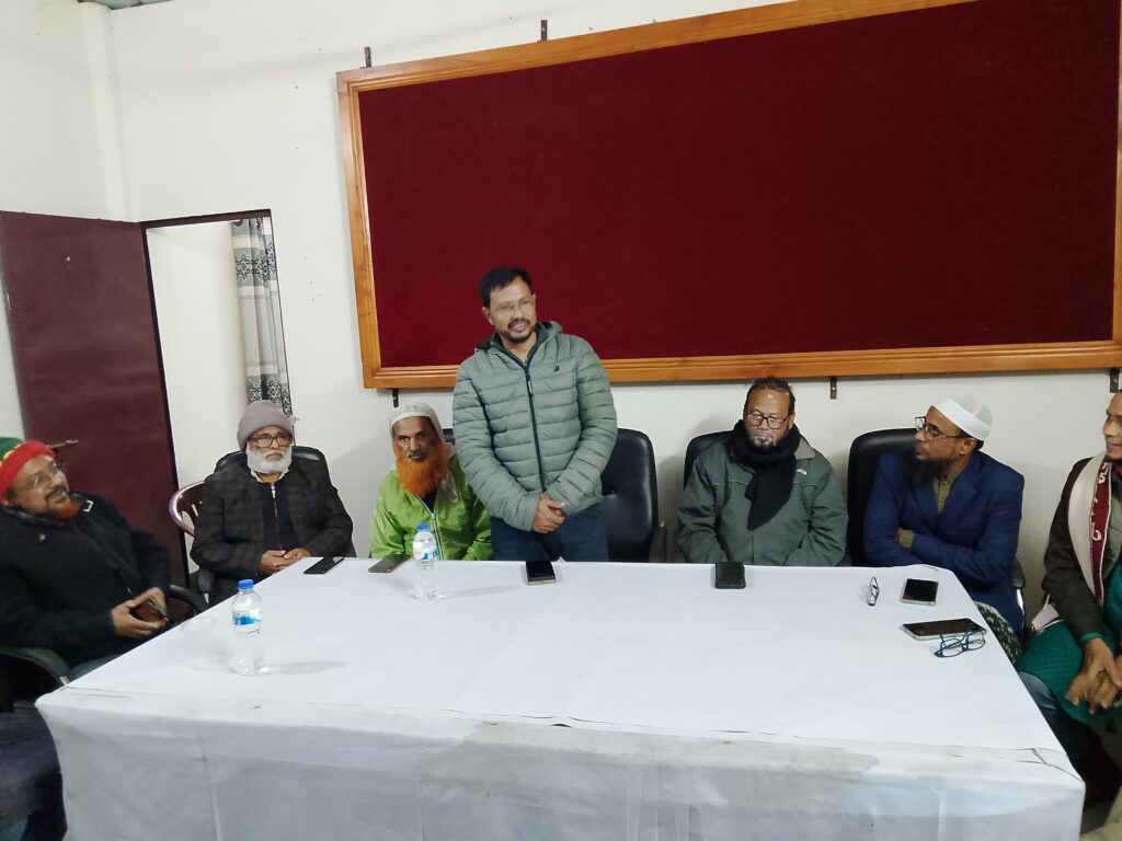 পূর্বধলায় সাংবাদিকদের সঙ্গে ওসির মতবিনিময় সভা