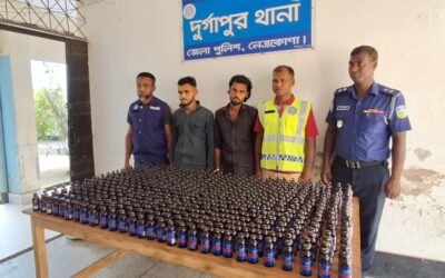 দূর্গাপুরে ৬ শত বোতল ভারতীয় ফেনসিডিল সহ ২ মাদক ব্যবসায়ী আটক