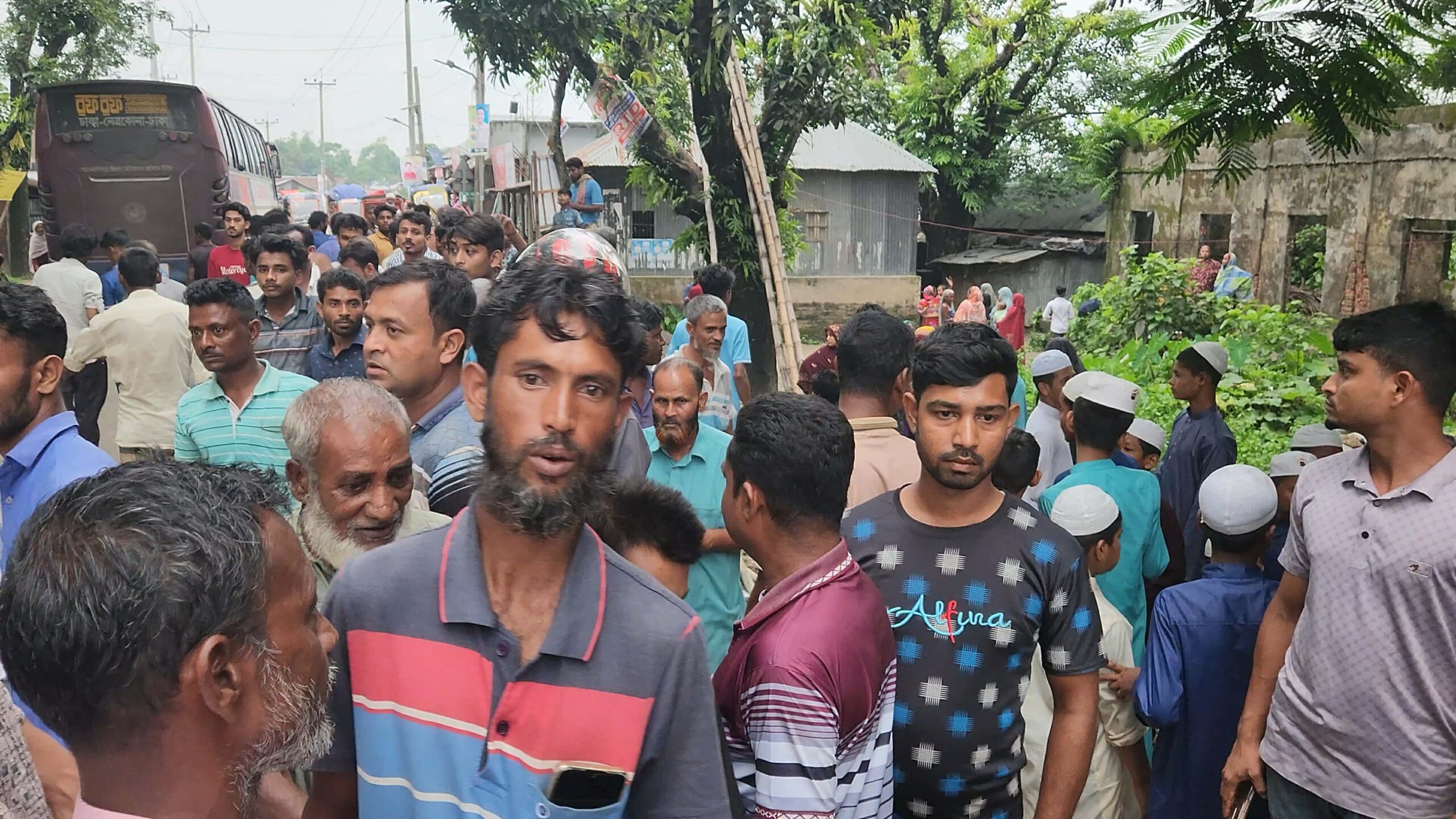 নেত্রকোনায় খাবার দিতে দেরি করায় মাদকাসক্ত   ছেলের শাবলের আঘাতে মায়ের মর্মান্তিক মৃত্যু