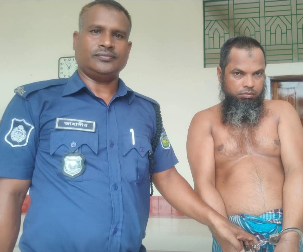 ত্রিশালের  চিকনা মনোহর গ্রামে ৪ বছরের শিশুকে মসজিদের ভেতর ধর্ষণের অভিযোগ, উত্তাল এলাকাবাসী