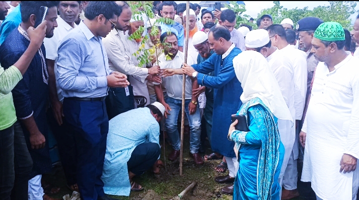 জলবায়ুর বিরূপ প্রভাব মোকাবেলা ও পরিবেশের ভারসাম্য রক্ষায় বৃক্ষরোপণের গুরুত্ব অপরিসীম  ———ডেপুটি স্পিকার
