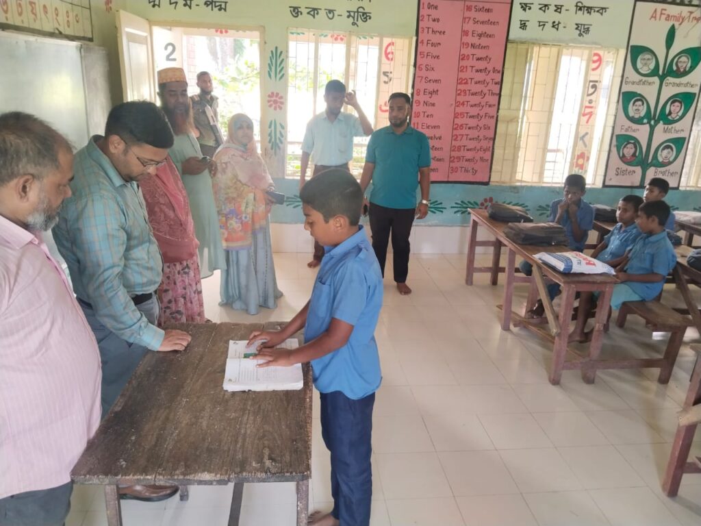 পূর্বধলায় সার ডিলার পয়েন্ট ও শিক্ষাপ্রতিষ্ঠান পরিদর্শনে ইউএনও
